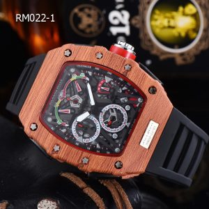 RM022